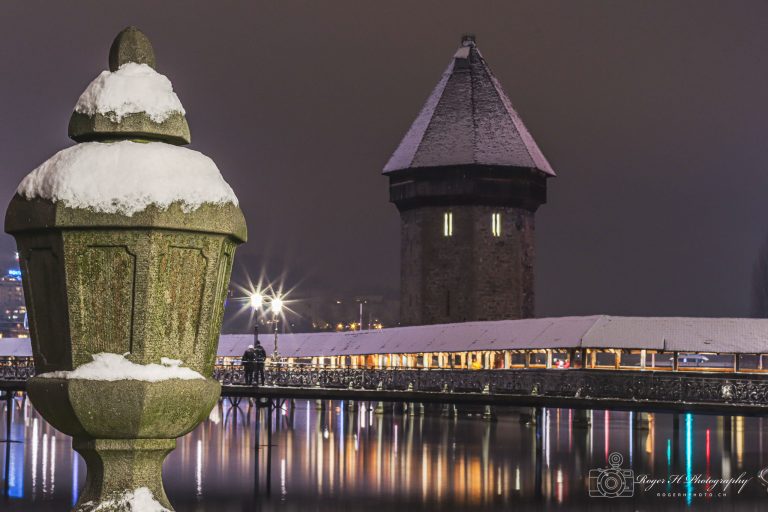 Kapellbrücke Luzern in festlicher Atmosphäre