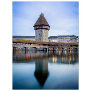 Kapellbrücke im Spiegelbild der Reuss